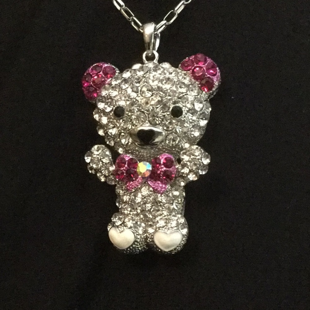 Teddy bear necklace